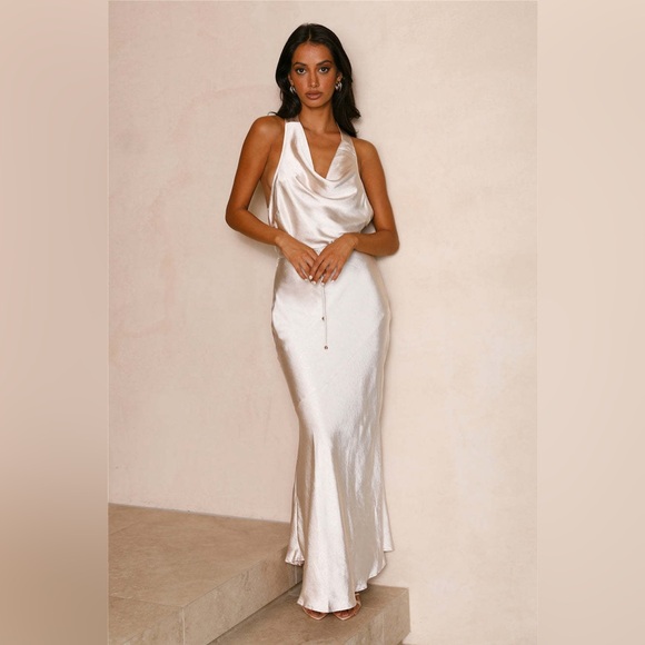 Storybook Ending Maxi Dress Champagne - Picture 1 of 7